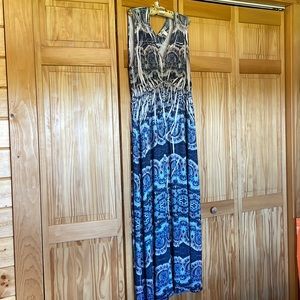 Blue print v-neck maxi dress